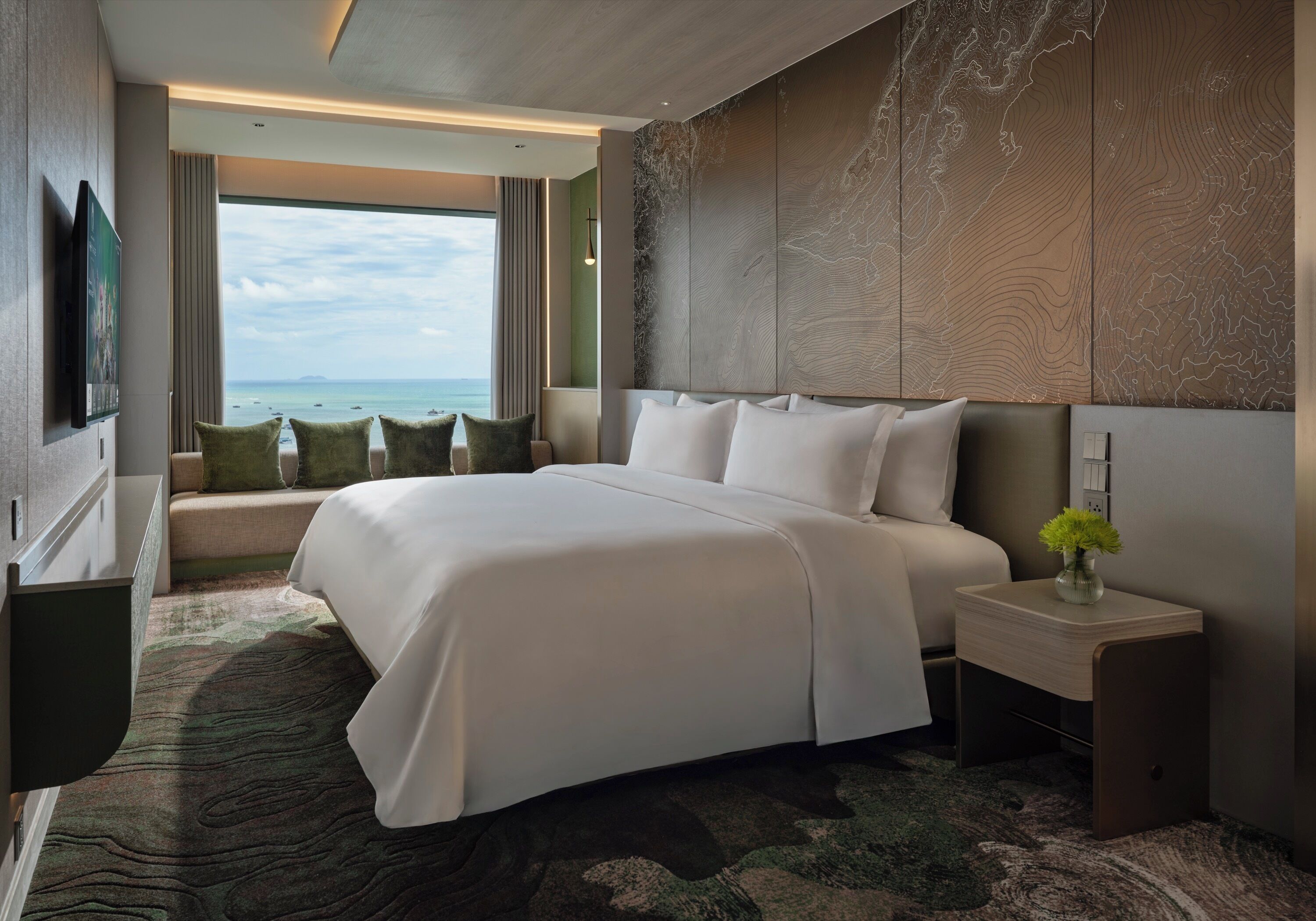 Family Quadruple Room, Sea View | In-room safe, blackout drapes, soundproofing, WiFi (free)