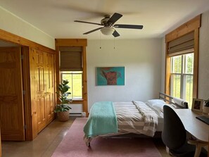 Room - Nature-inspired sanctuary (Freeville)
