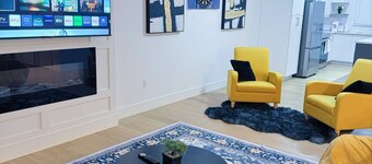 Stylish 3-bedroom Full House Near Magnetic Hill