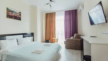 Basic-Doppelzimmer, Balkon, eingeschränkter Meerblick