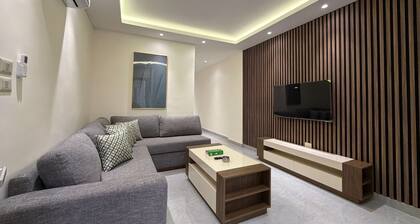106 JRE apartment with stunning boulevard veiw