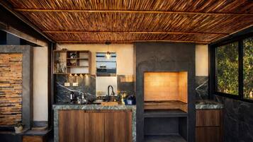 Fridge, microwave, stovetop, coffee/tea maker