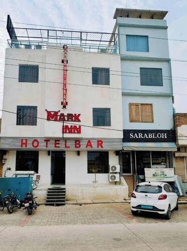 HOTEL MARK INN