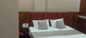 HOTEL MARK INN