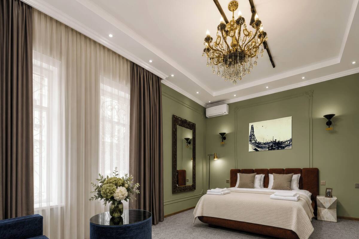 Deluxe Double Room | Premium bedding, minibar, in-room safe, soundproofing