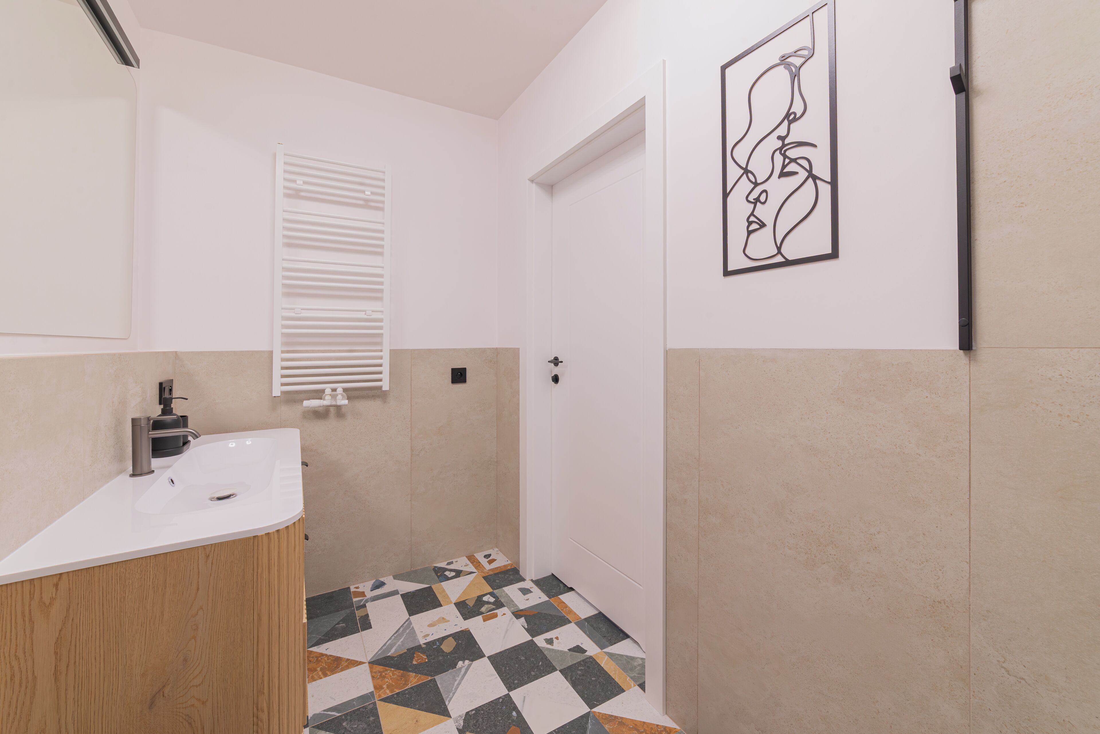 Deluxe Apartment, Garden View | Bathroom