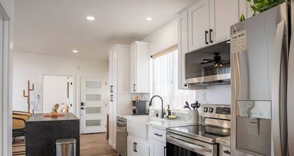 Modern Coastal 2BR Near Imperial Beach & Chula Vista