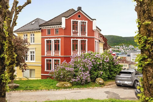 Sentrum Suites