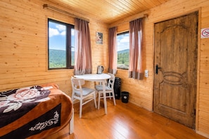 Basic Cabin, Balcony, Mountain View | Free WiFi, bed sheets - Ushguli cabins (Mestia)