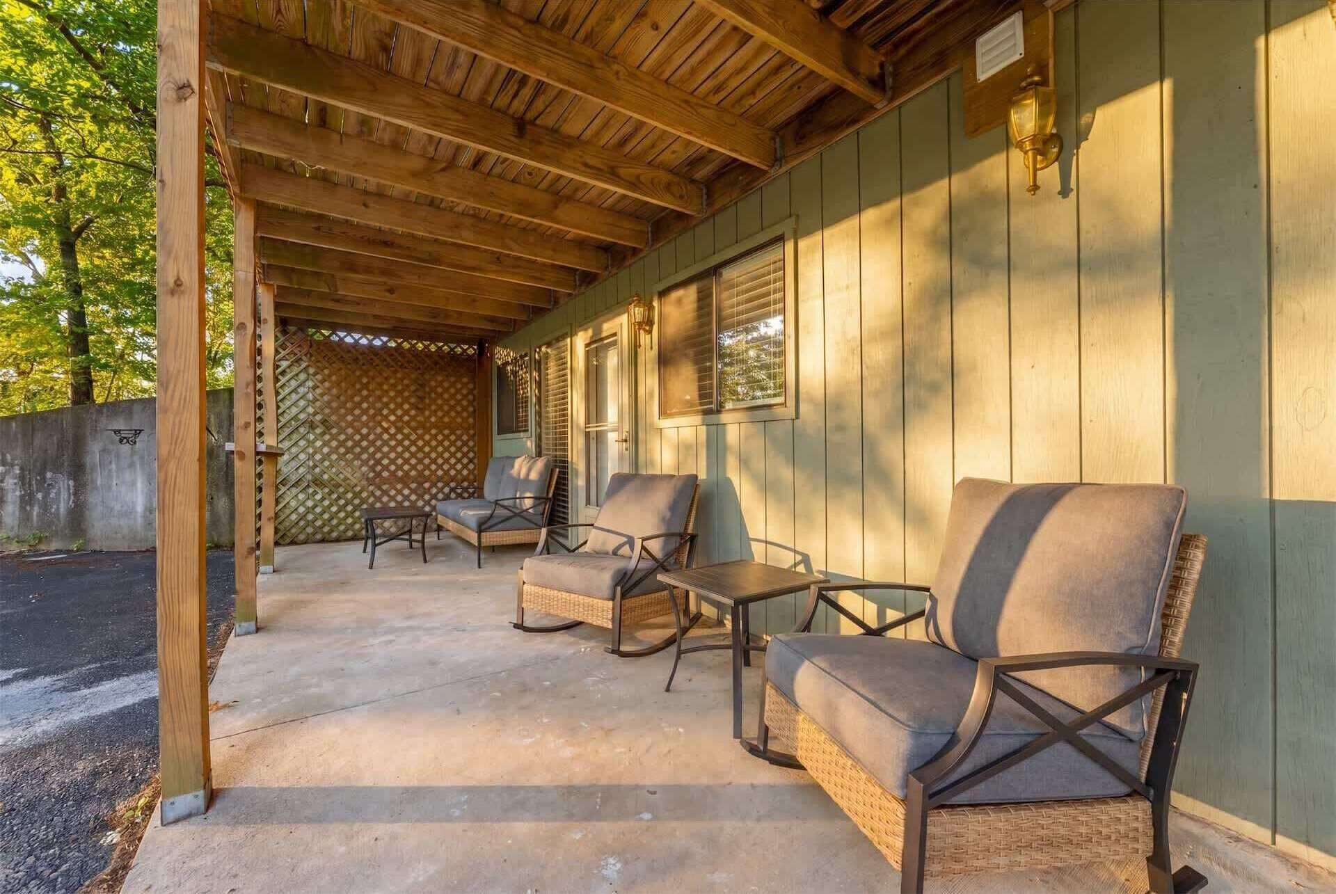 Welcome to Ozark Skyline Retreat!​