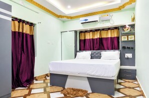 Studio Deluxe | Bàn, phòng cách âm, truy cập Internet không dây miễn phí 
