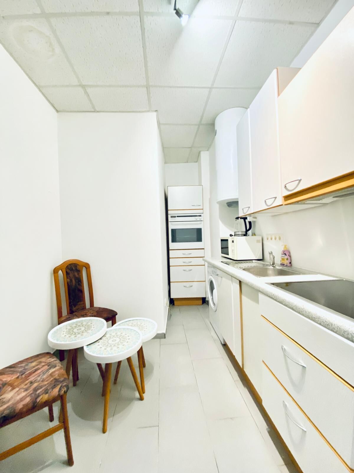Mini-fridge, microwave, oven, stovetop