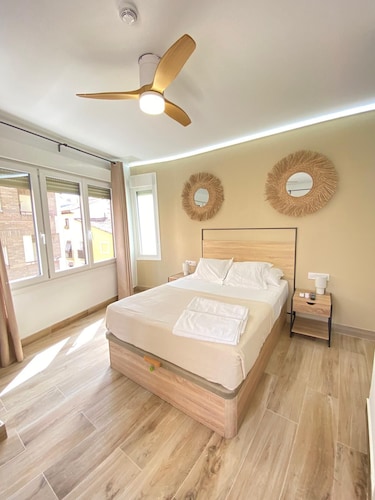 Grampy Boutique Hostal - Zaragoza Centro