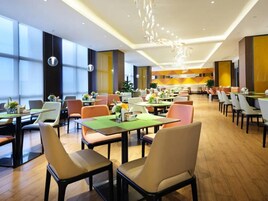 用餐
