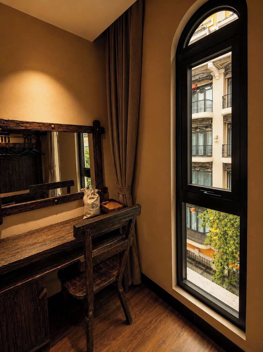 Habitación doble estándar, vista a la ciudad | Interior