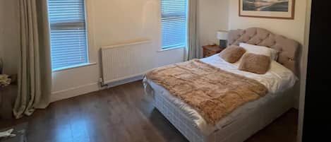 3 bedrooms, iron/ironing board, free WiFi