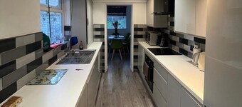 3 ห้องนอน บ้านพัก 6 คน - สวนล้อมรอบ - จอดรถฟรี  