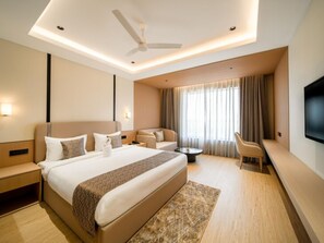Soundproofing, iron/ironing board, free WiFi - Euro Hotel (Sangareddy)