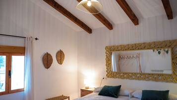 3 chambres, fer et planche Ă repasser, Wi-Fi, draps fournis