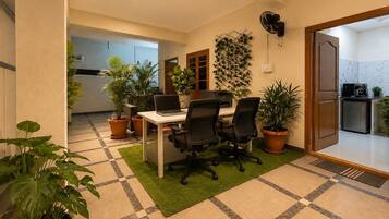Apartment | Tempat makan