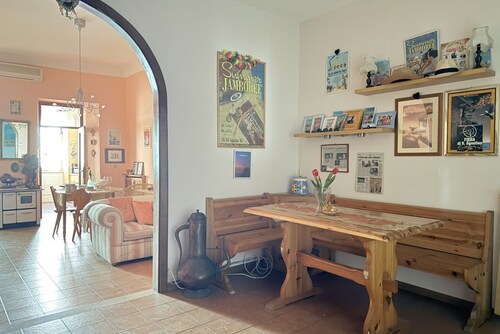 SE269 – Senigallia, one-bedroom apartment with air conditioning in the historic city center