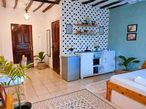 Ferros/tábuas de passar roupa, Wi-Fi, roupa de cama