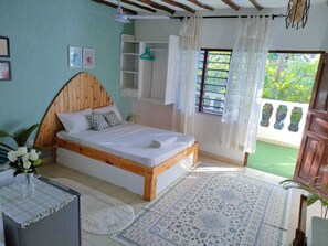 Ferros/tábuas de passar roupa, Wi-Fi, roupa de cama