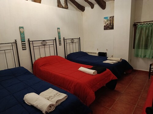 Country cottage. Totally isolated. Near Petrola salt lakes