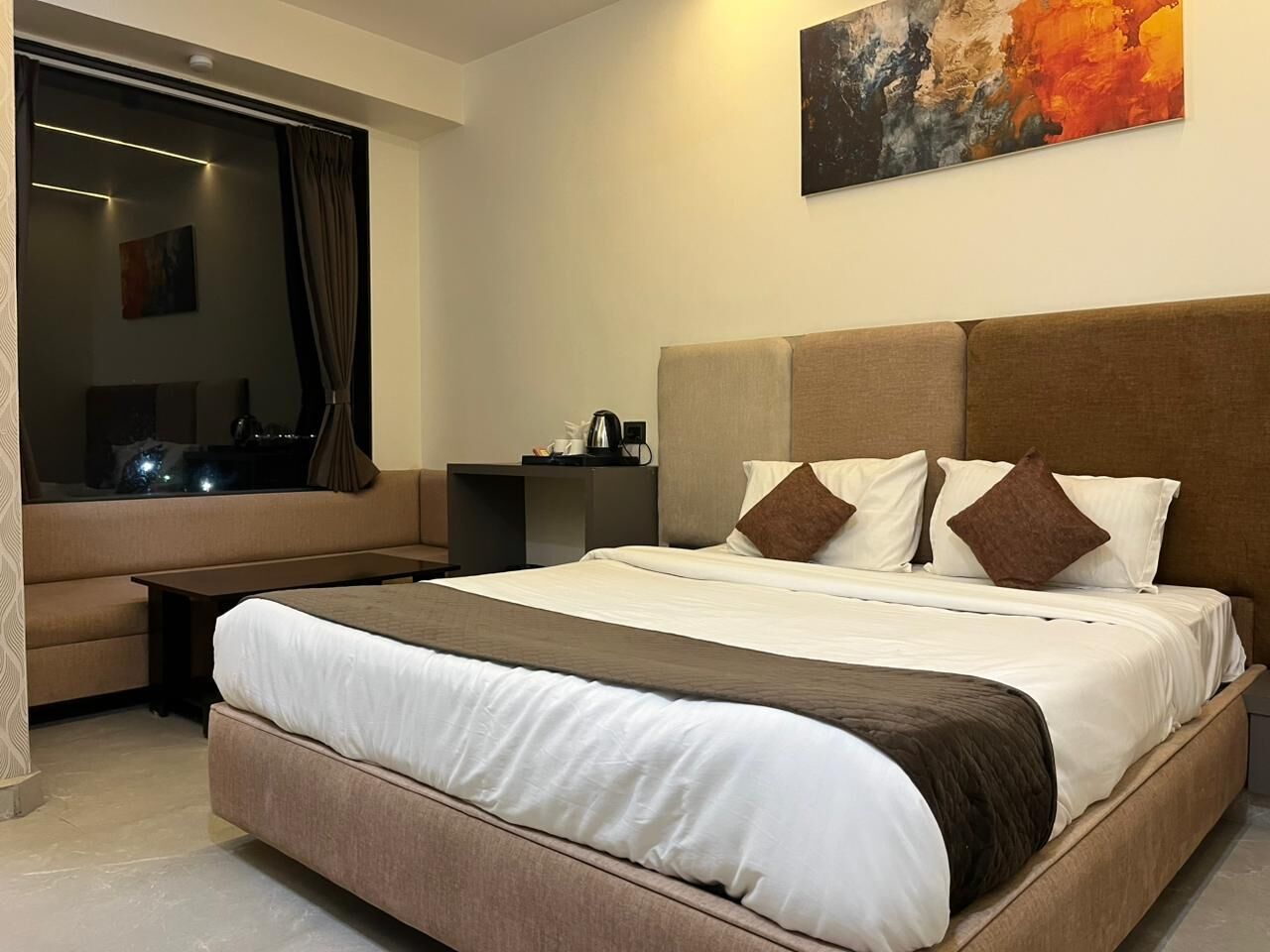 Deluxe Double Room | Free WiFi