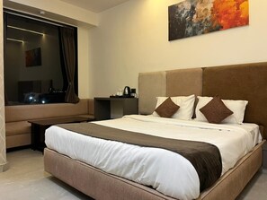 Deluxe Double Room - Ace Inn Hotel (Nagpur)