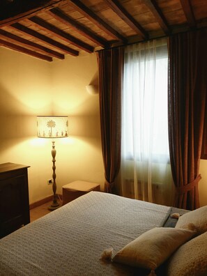 Room - Vrbo Property (Umbria)