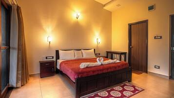 Luxury Double Room, Balcony, Mountain View | Desk, laptop workspace, free WiFi
