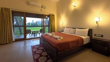Luxury Double Room, Balcony, Mountain View | Desk, laptop workspace, free WiFi