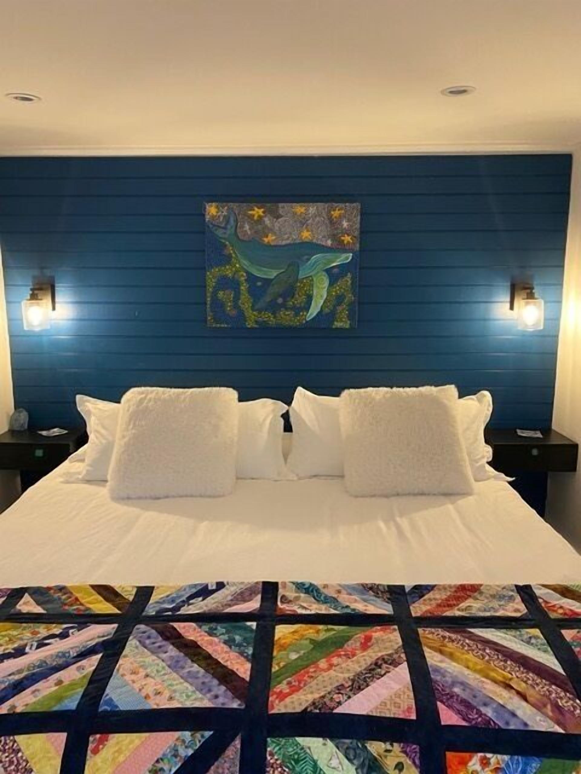 1 dormitorio, tabla de planchar con plancha, wifi gratis y ropa de cama