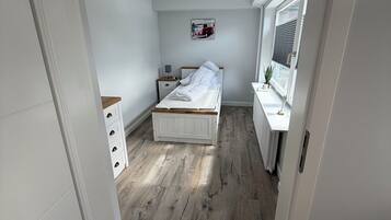 3 Schlafzimmer, Zimmersafe, kostenloses WLAN, Bettwäsche