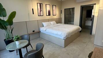 Deluxe Chalet, Sea View | Blackout drapes, soundproofing, free WiFi