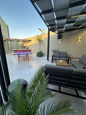 Outdoor dining - Trio Chalet 1 (dead sea)