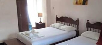 JMRN Pensione Inn