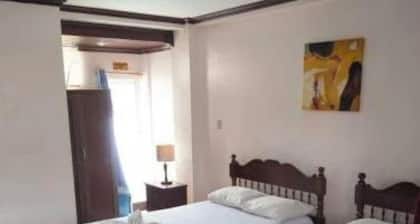 JMRN Pensione Inn