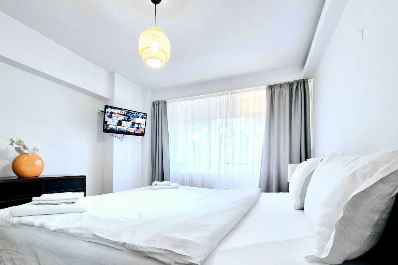 2 bedrooms, desk, iron/ironing board, free WiFi