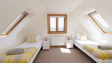 4 bedrooms, iron/ironing board, WiFi (free), bed sheets