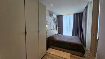 1 bedroom, iron/ironing board, WiFi