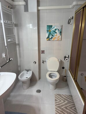Bathroom - Vrbo Property (Torrevieja)
