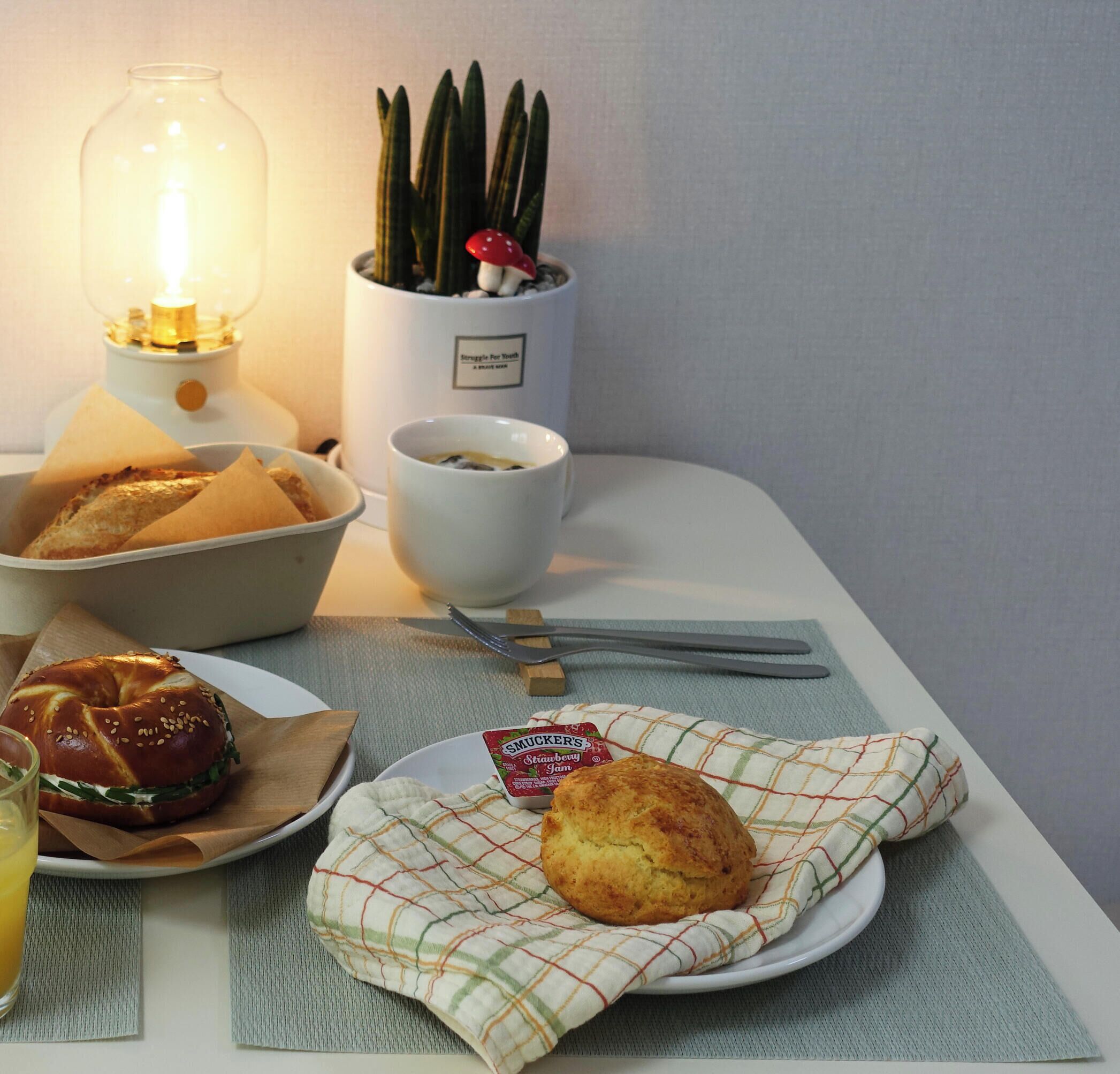Breakfast meal