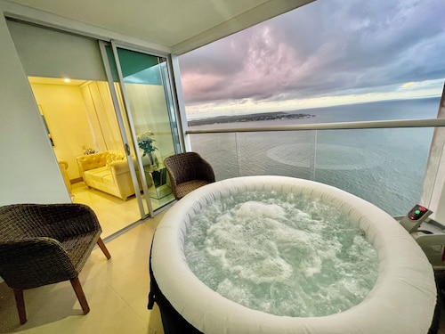 1 Bedroom Sunset Luxury Apartment Private Jacuzzi