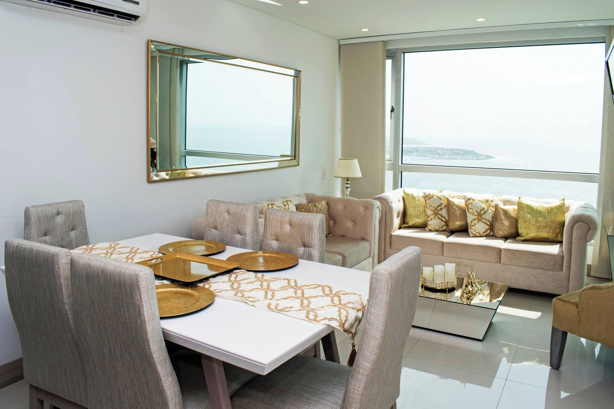 Apartment, 1 Bedroom, Smoking, Balcony | Dining room