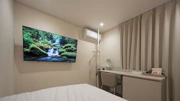Standard Double Room, 1 Double Bed, Non Smoking | Desk, laptop workspace, free WiFi