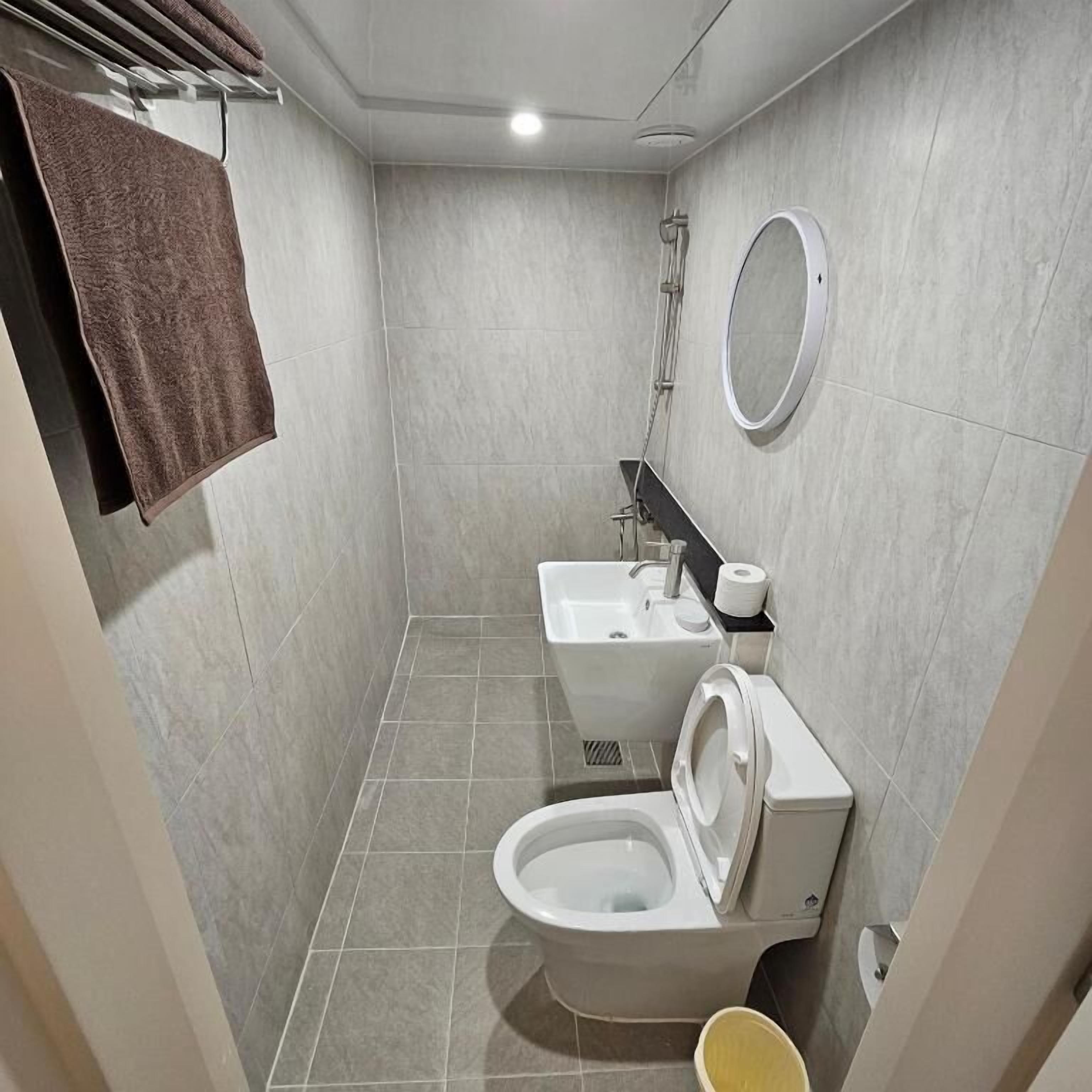 Deluxe Double Room, 1 Double Bed, Non Smoking | Bathroom
