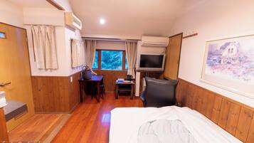 Comfort Quadruple Room, Non Smoking | WiFi (free)