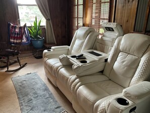 Interior - Full house, monthly discount, furnished. (Orange Park)